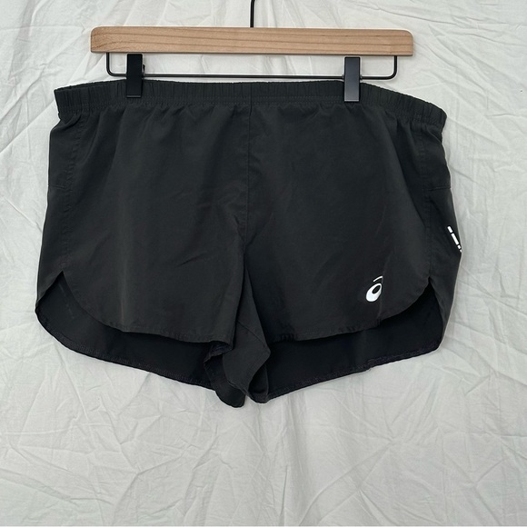 ASICS Women's Black Running Shorts size M - Picture 3 of 5